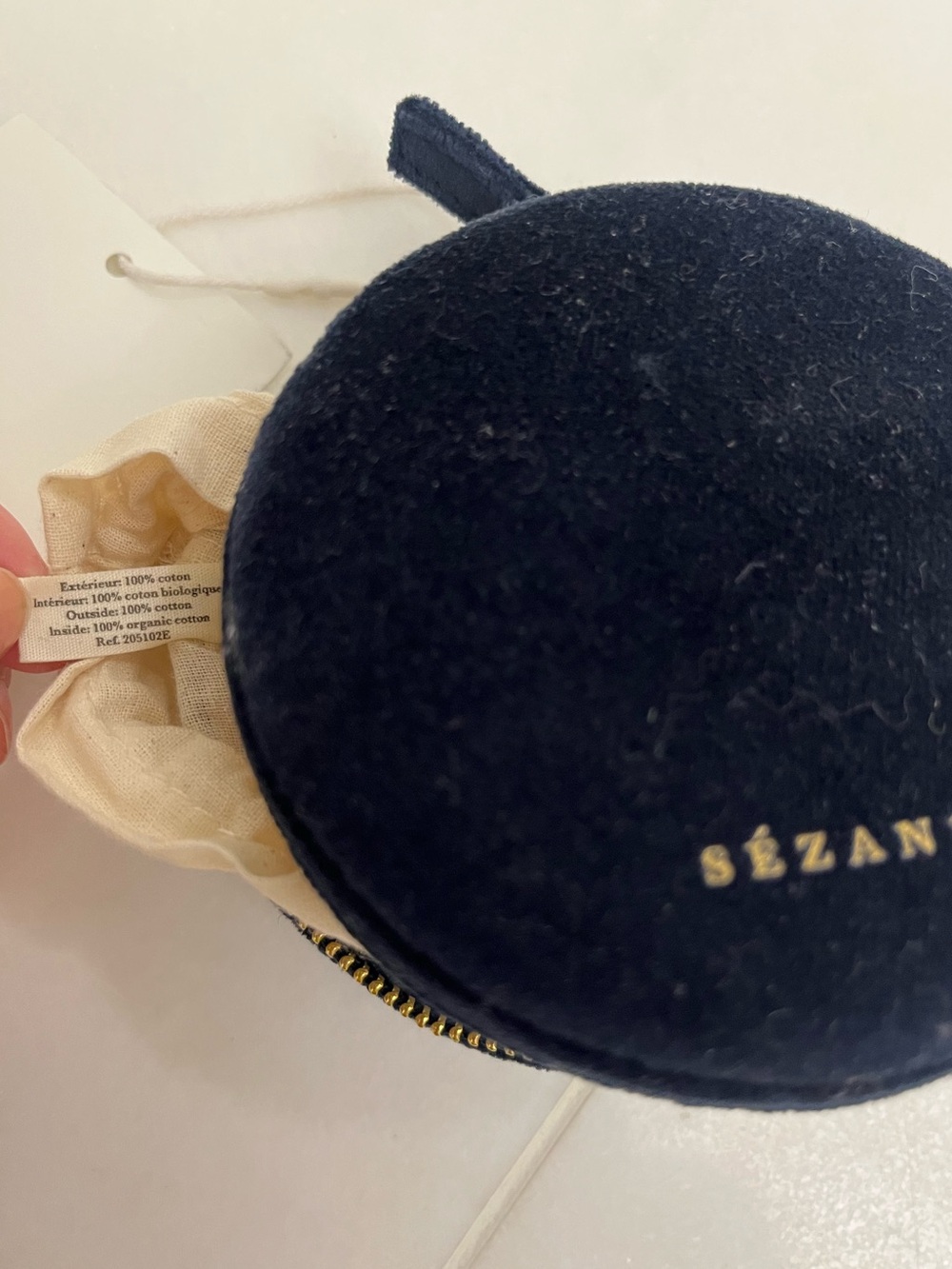 NWT SEZANE Small Round Velvet Jewelry Box - Navy Blue & Gold - Picture 4 of 8
